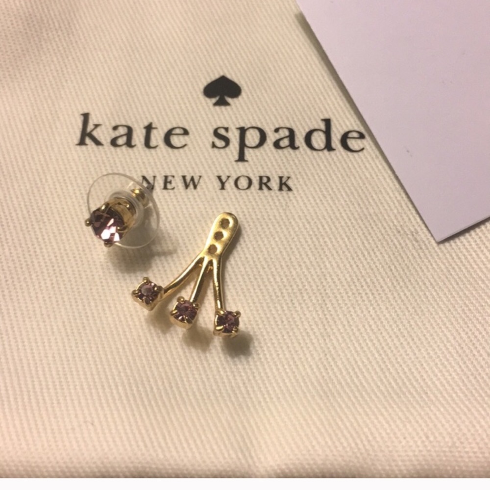 5/25 🌸 ONE convertible earring Kate spade